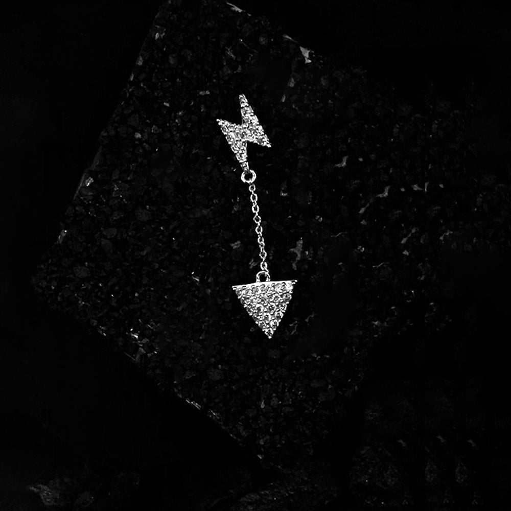 Flash-Dagger Earrings